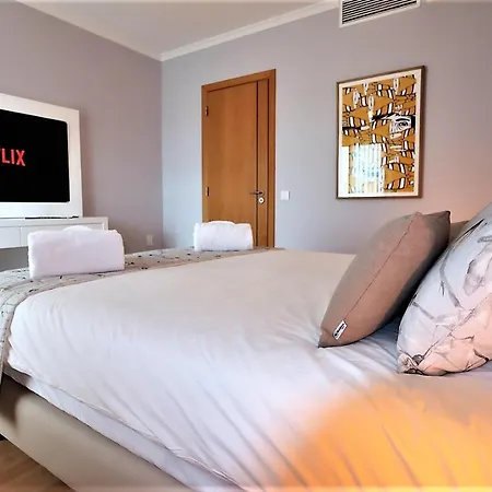 House J Sao Rafael - By Bedzy