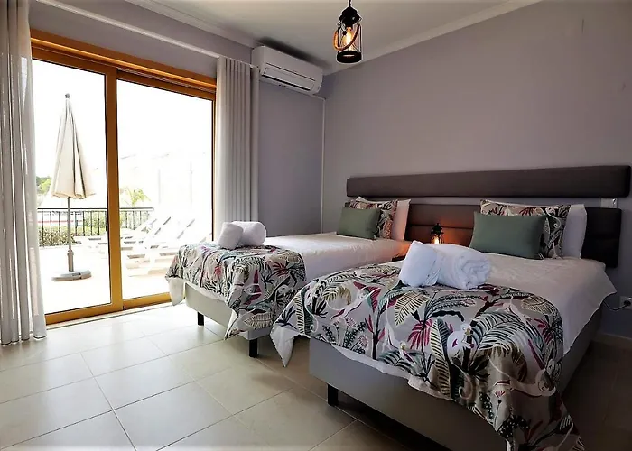 Casa vacanze House J Sao Rafael - By Bedzy Albufeira