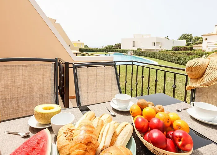 House J Sao Rafael - By Bedzy Albufeira