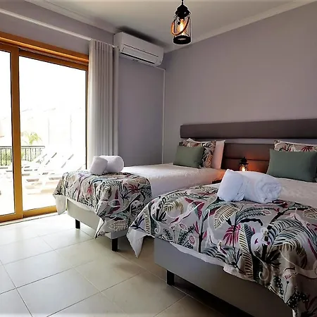 بيت للعطل House J Sao Rafael - By Bedzy البوفيرا